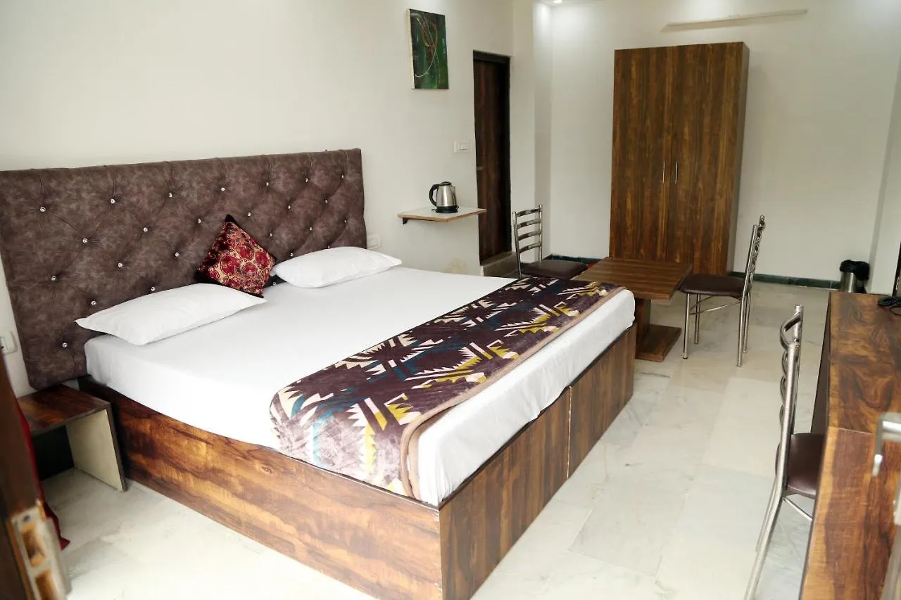 Shanti Residency Nové Dillí 0*,  Indie